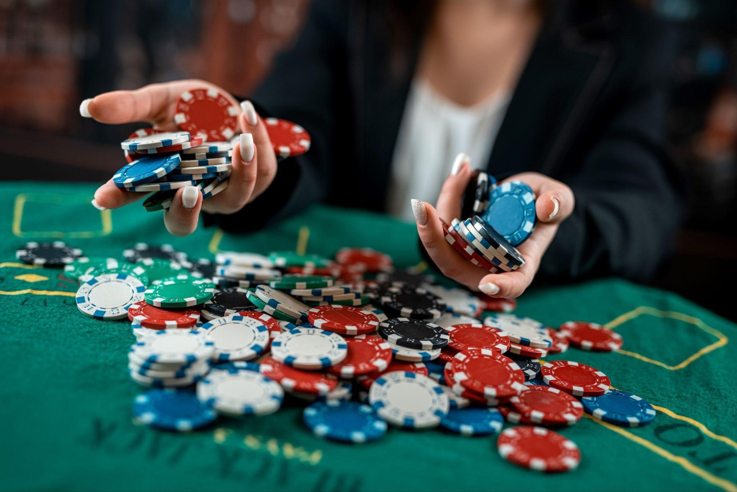 Come i casinò online utilizzano i social media come strumento di marketing e comunicazione